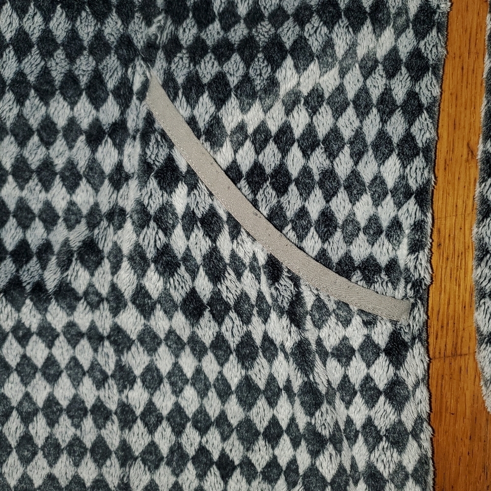 The North Face Girls' Gray Patterned Full Zip Jacket with Hood - Picture 6 of 12